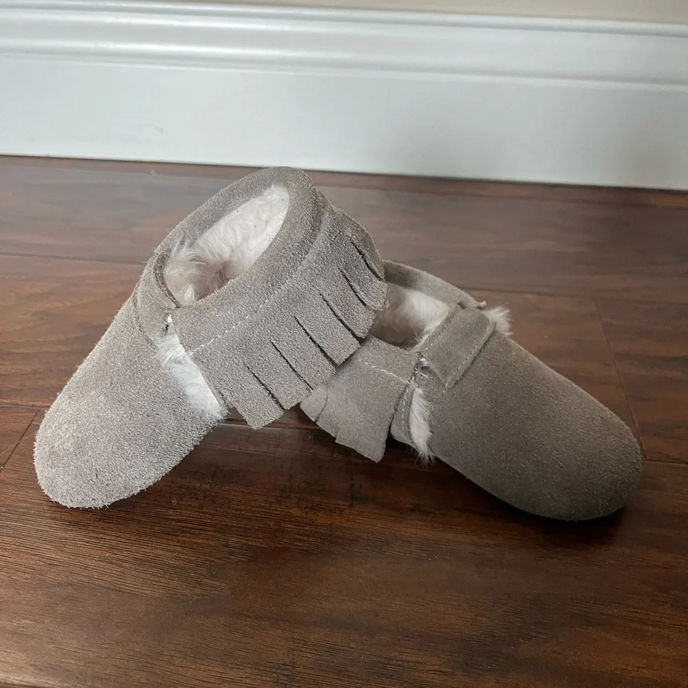 Monkey Feet Cozy Gray Suede Baby Booties/moccasins- Size 18-24 months